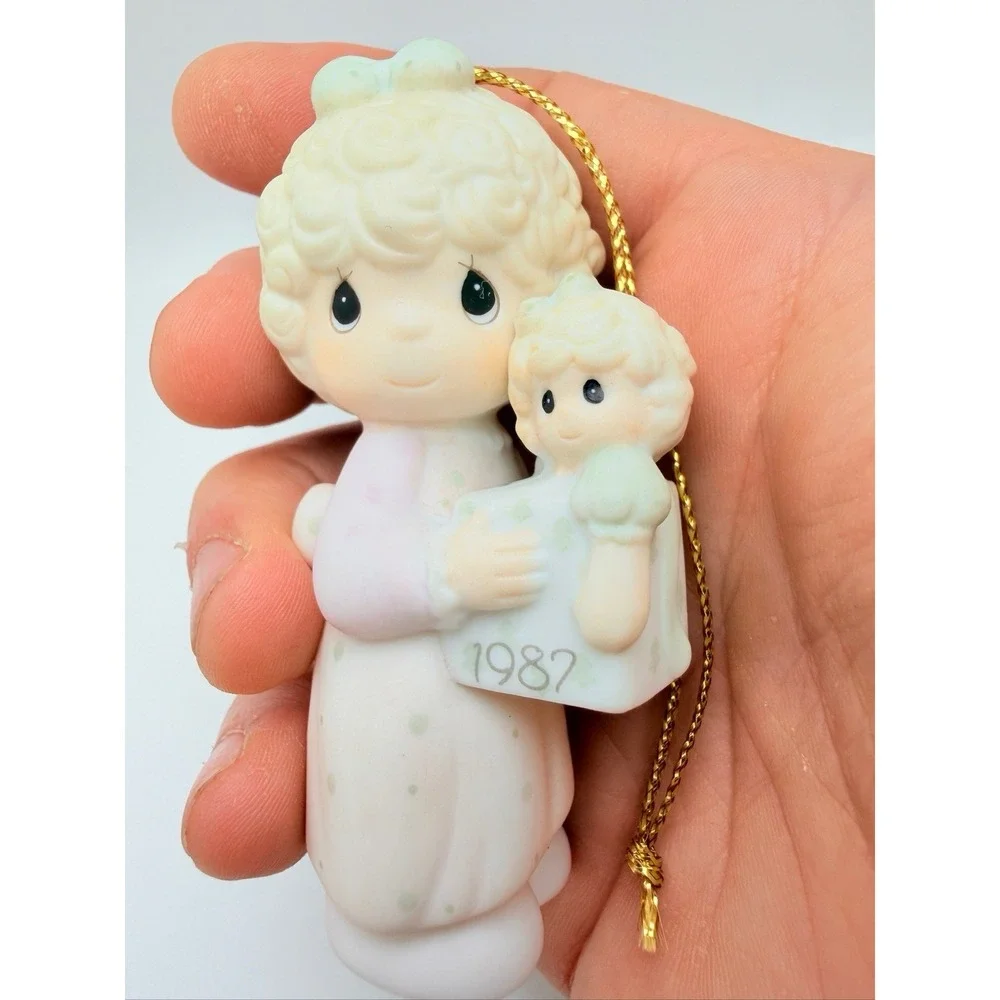 Precious Moments Love Is The Best Gift of All 1987 Christmas Ornament With Box